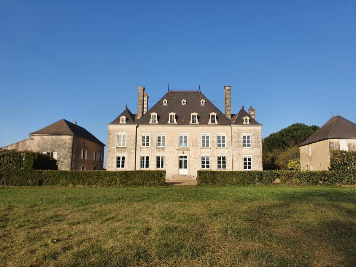 Sanxay Domaine De La Briouse B&B 외부 사진
