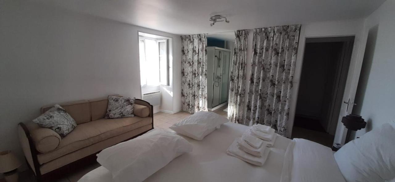 Sanxay Domaine De La Briouse B&B 외부 사진