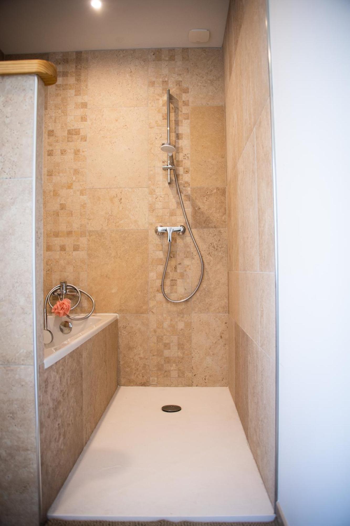 Sanxay Domaine De La Briouse B&B 외부 사진